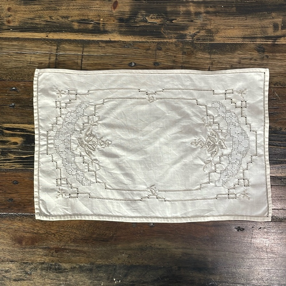 Beautifully hand crafted Hardanger doily.  Appears to be linen